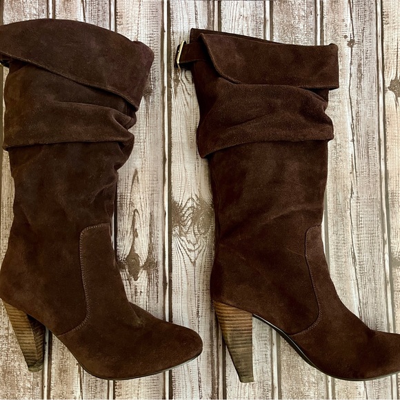 Steve Madden Denvur Brown Slouchy Suede Boots - Picture 8 of 9